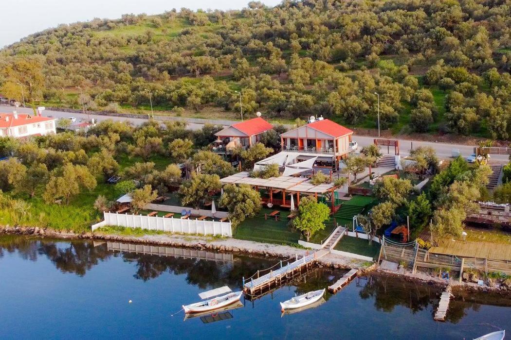 Qcunda Otel Ayvalı Esterno foto