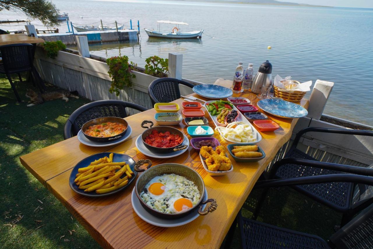 Qcunda Otel Ayvalı Esterno foto