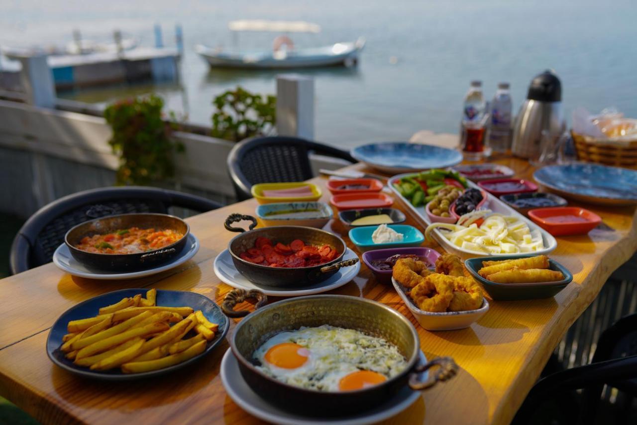Qcunda Otel Ayvalı Esterno foto