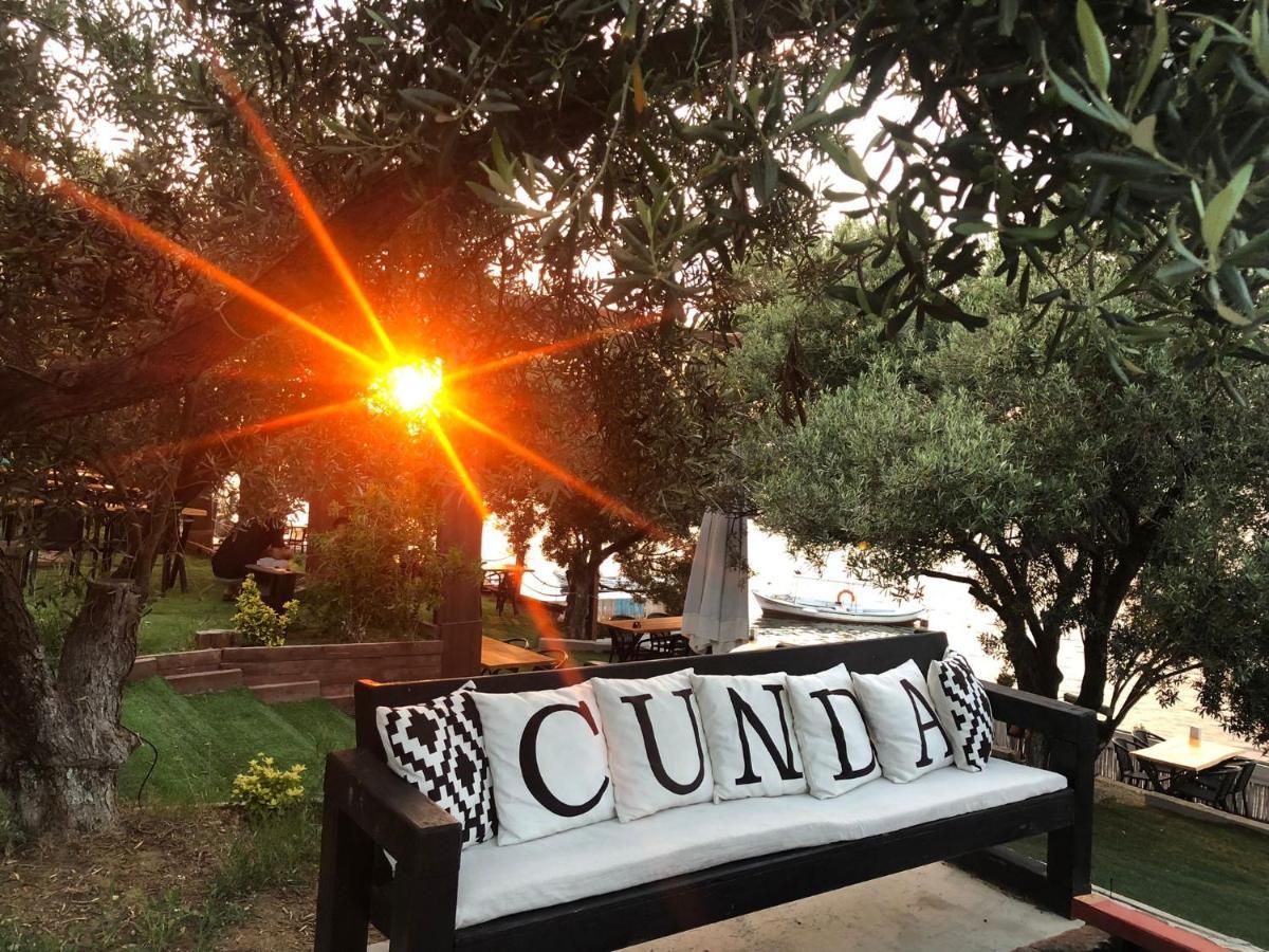Qcunda Otel Ayvalı Esterno foto